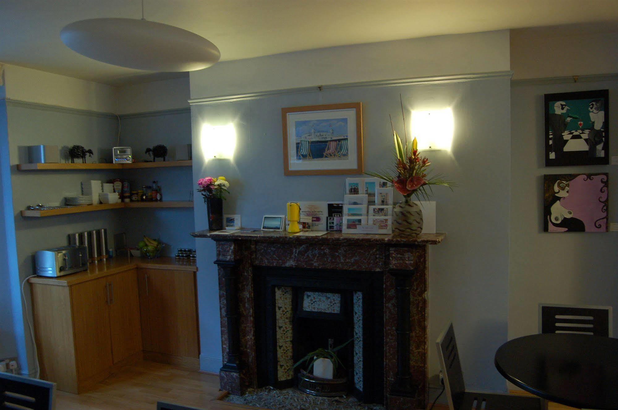 Brightonwave Bed and Breakfast Buitenkant foto